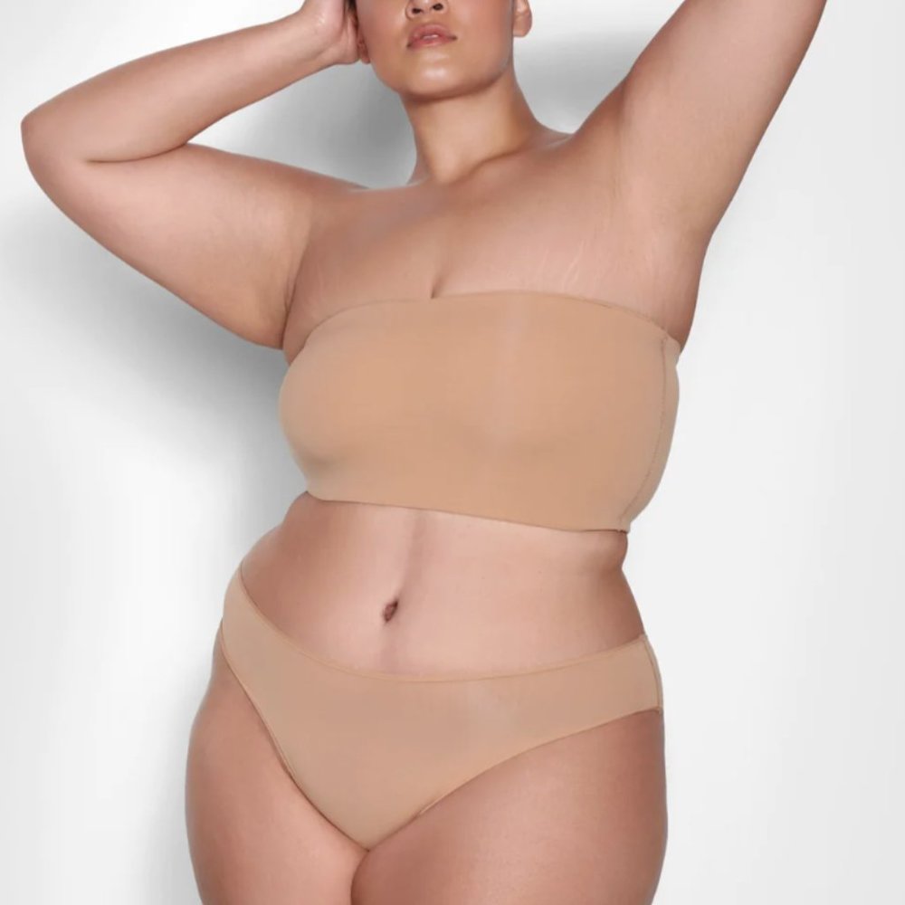 SKIMS Fits Everybody Bandeau in Ochre (Size M)
